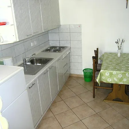 Apartmani Dolencic Krk Town Kültér fotó