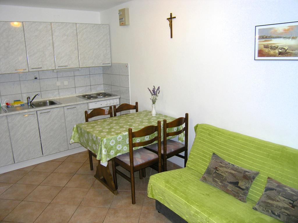 Dolencic Apartman Krk Town